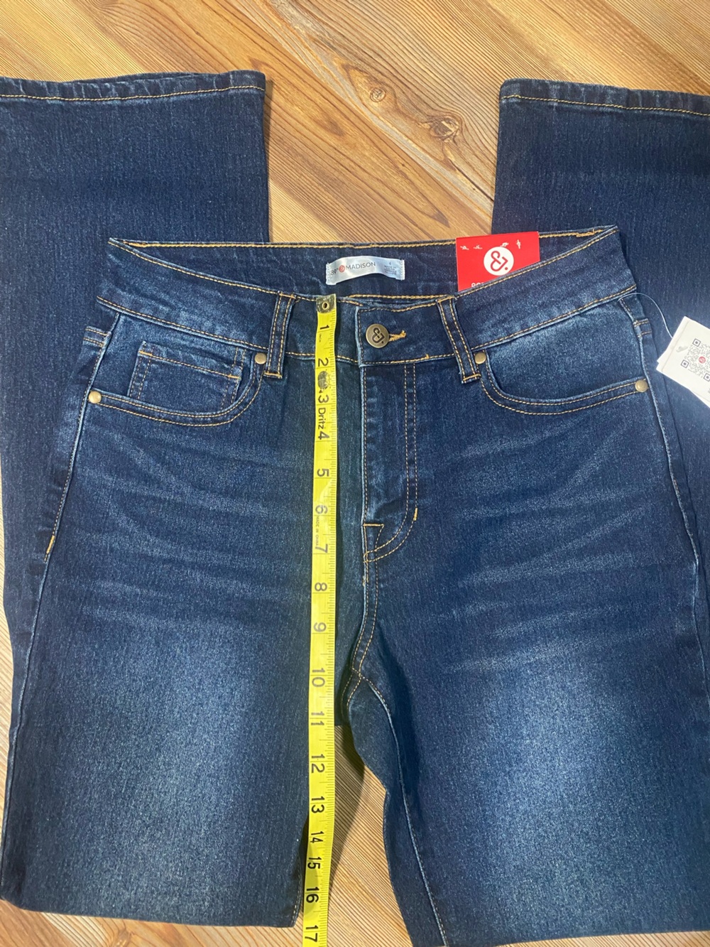 4/$16 89th & Madison Bootcut Jeans - Picture 5 of 6
